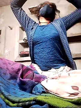 Snapshot of MISS-KAYA chatting on 12/18/25, 09:21 MISS-KAYA online show from 12/18/25, 09:21