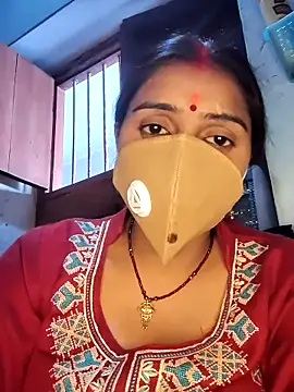 Snapshot of SHABNAM_G chatting on 12/16/25, 08:41 SHABNAM G online show from 12/16/25, 08:41