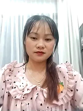 Snapshot of Sisi_dy01 chatting on 11/11/25, 02:39 Sisi dy01 online show from 11/11/25, 02:39