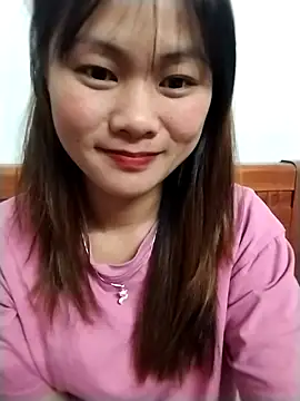 Snapshot of Sisi_dy01 chatting on 12/05/25, 05:27 Sisi dy01 online show from 12/05/25, 05:27