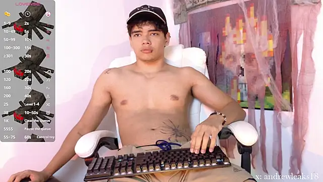 an drew18 online show from 10/31/25, 01:56