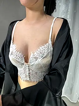 Voyerra g online show from 11/08/25, 12:44