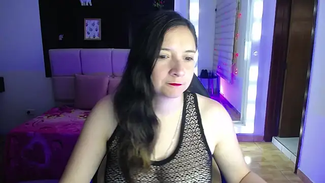 Agatha bellucci  online show from 11/27/25, 12:51