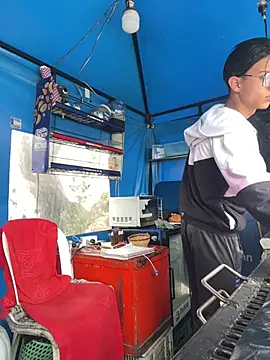 diegoand0911 online show from 04/05/26, 04:48