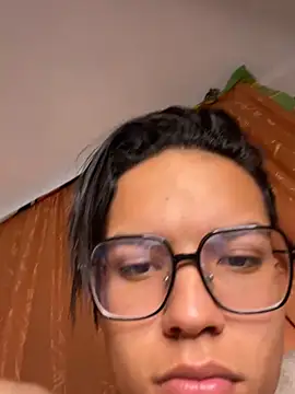 diegoand0911 online show from 04/19/26, 05:12