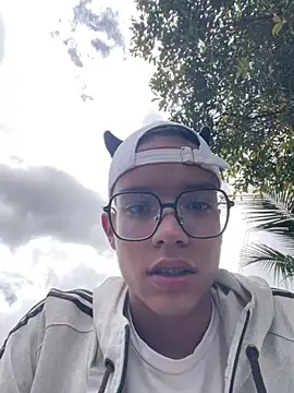 diegoand0911 online show from 05/23/26, 04:44
