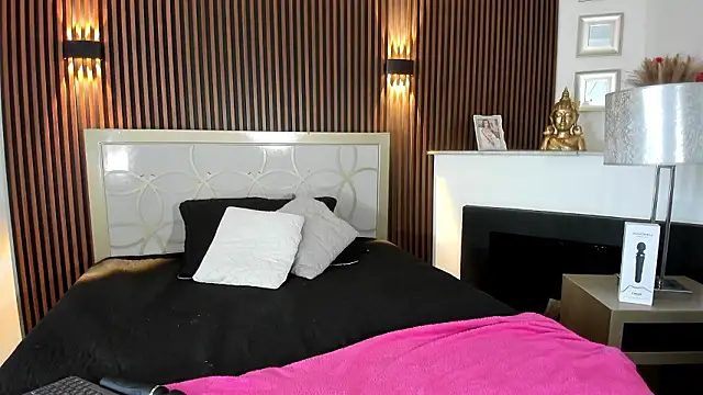 LuluBeerry online show from 01/17/26, 02:33