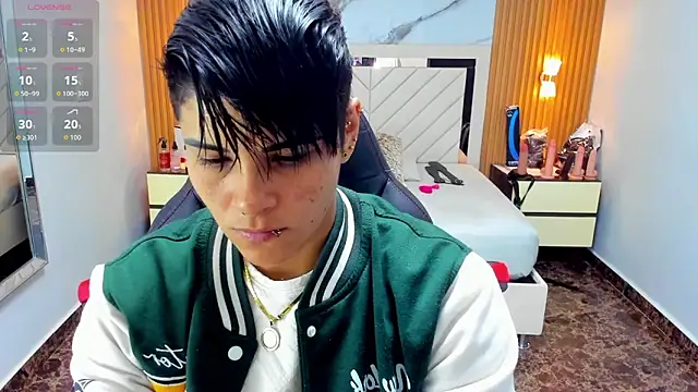 Snapshot of KAROLLJONES1 chatting on 09/12/25, 07:36 KAROLLJONES1 online show from 09/12/25, 07:36