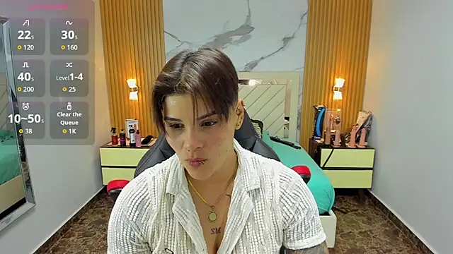 Snapshot of KAROLLJONES1 chatting on 10/25/25, 07:41 KAROLLJONES1 online show from 10/25/25, 07:41