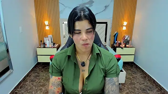 Snapshot of KAROLLJONES1 chatting on 01/10/26, 07:26 KAROLLJONES1 online show from 01/10/26, 07:26