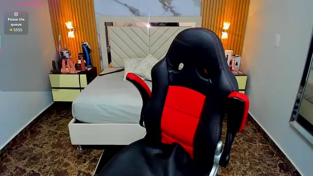 Snapshot of KAROLLJONES1 chatting on 01/17/26, 08:01 KAROLLJONES1 online show from 01/17/26, 08:01