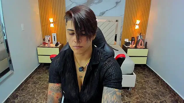 Snapshot of KAROLLJONES1 chatting on 02/02/26, 07:34 KAROLLJONES1 online show from 02/02/26, 07:34