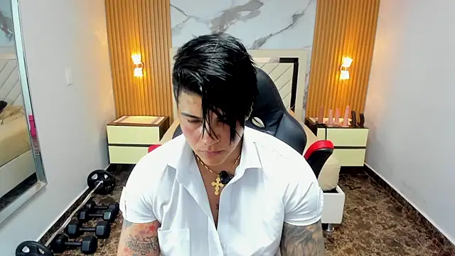 KAROLLJONES1 online show from 05/14/26, 07:31