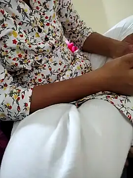 Snapshot of Lusty_sensual_Jodi chatting on 02/05/25, 02:26 Lusty sensual Jodi online show from 02/05/25, 02:26