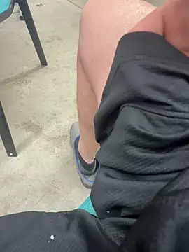 Snapshot of jamesliddick38 chatting on 02/12/26, 03:12 jamesliddick38 online show from 02/12/26, 03:12