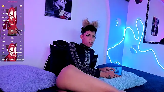 Room 69x online show from 09/12/25, 01:33