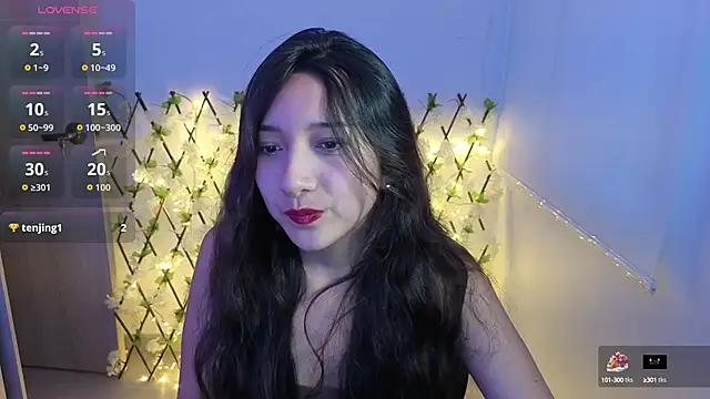 Snapshot of genet_ chatting on 10/08/25, 10:40 genet online show from 10/08/25, 10:40