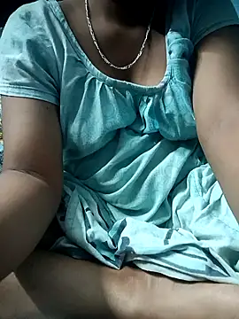 Snapshot of satisfiedgirl4 chatting on 09/23/25, 06:33 satisfiedgirl4 online show from 09/23/25, 06:33