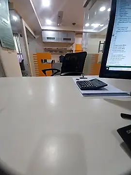 kiss like choco11 online show from 10/08/25, 06:22