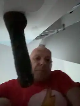 Snapshot of Jaropol chatting on 09/20/25, 07:31 Jaropol online show from 09/20/25, 07:31