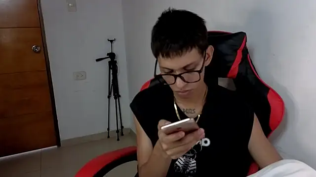 Snapshot of sung_yol chatting on 04/06/26, 04:52 sung yol online show from 04/06/26, 04:52