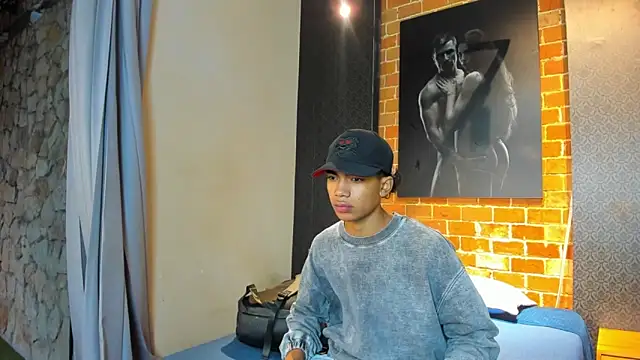 Snapshot of AlanCutee chatting on 11/08/25, 11:32 AlanCutee online show from 11/08/25, 11:32