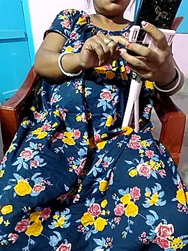 Cute-Swewty online show from 10/15/25, 01:22