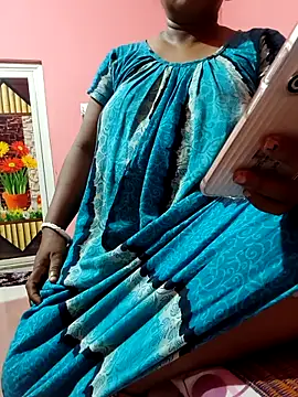Snapshot of Cute-Swewty chatting on 06/17/26, 01:56 Cute-Swewty online show from 06/17/26, 01:56