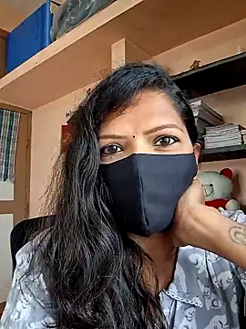 Snapshot of Tamil_Dharani chatting on 02/02/26, 06:56 Tamil Dharani online show from 02/02/26, 06:56