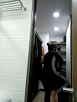 Esmeralda333 online show from 11/14/25, 02:16