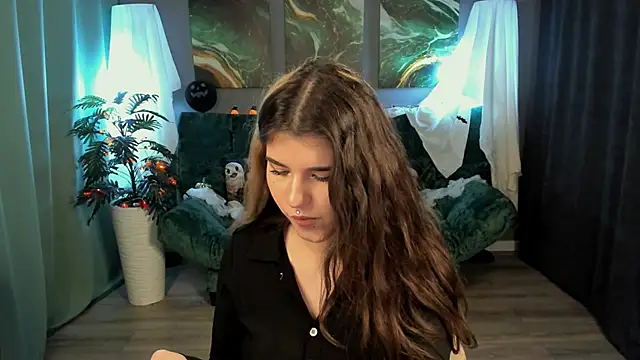 Snapshot of AnoraDark chatting on 10/15/25, 08:09 AnoraDark online show from 10/15/25, 08:09