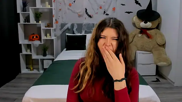 Snapshot of AnoraDark chatting on 11/01/25, 01:35 AnoraDark online show from 11/01/25, 01:35