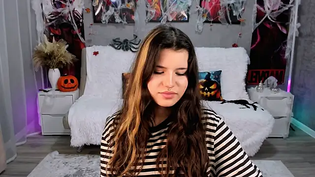 Snapshot of AnoraDark chatting on 11/07/25, 12:49 AnoraDark online show from 11/07/25, 12:49