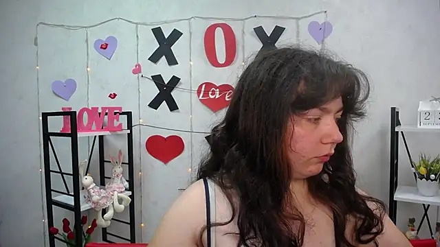 Snapshot of NeonilaLisova chatting on 09/23/25, 11:02 NeonilaLisova online show from 09/23/25, 11:02