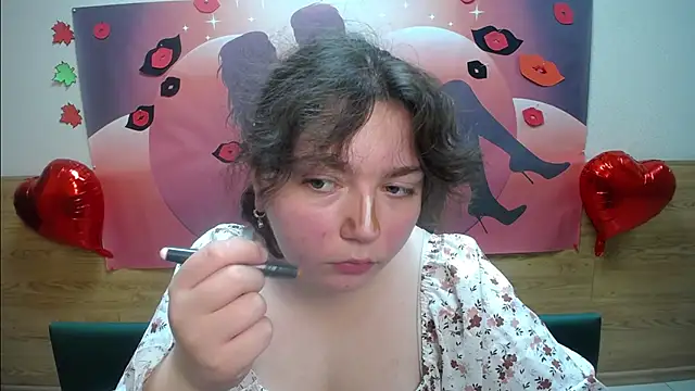 Snapshot of NeonilaLisova chatting on 09/30/25, 11:26 NeonilaLisova online show from 09/30/25, 11:26