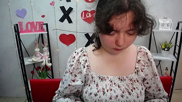 Snapshot of NeonilaLisova chatting on 10/06/25, 09:07 NeonilaLisova online show from 10/06/25, 09:07