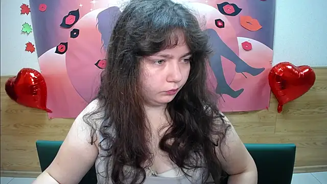 Snapshot of NeonilaLisova chatting on 10/09/25, 05:27 NeonilaLisova online show from 10/09/25, 05:27