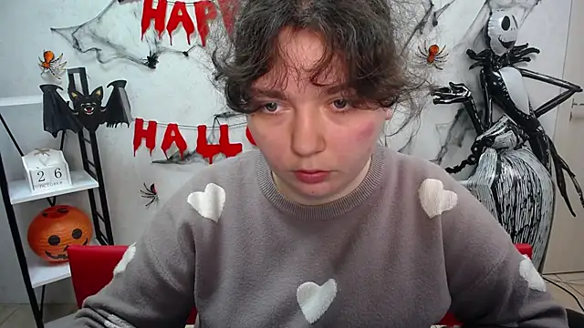 Snapshot of NeonilaLisova chatting on 10/27/25, 12:09 NeonilaLisova online show from 10/27/25, 12:09