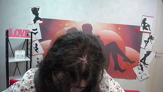 Snapshot of NeonilaLisova chatting on 11/28/25, 06:16 NeonilaLisova online show from 11/28/25, 06:16