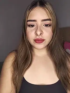 Nahomy cm online show from 02/11/26, 07:30