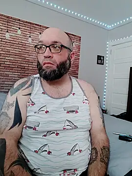 unknown man69 online show from 10/22/25, 06:51