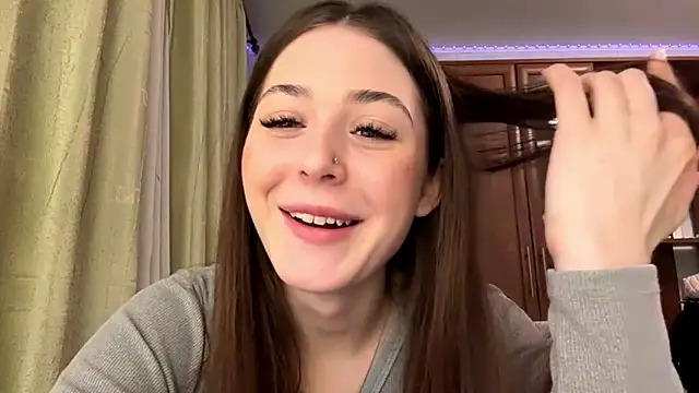 Snapshot of Adel_strongwoman chatting on 02/06/26, 07:17 Adel strongwoman online show from 02/06/26, 07:17