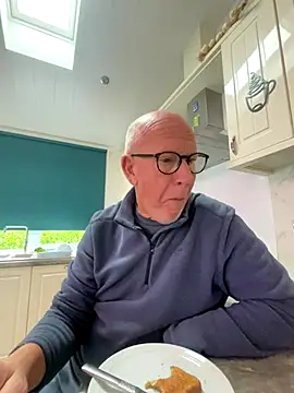 philefc online show from 11/14/25, 11:42