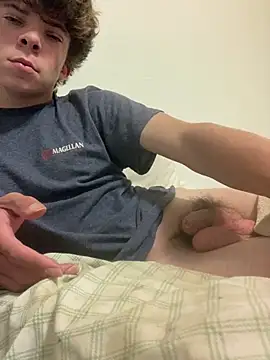 Snapshot of lil_dick_wonder chatting on 10/18/25, 05:43 lil dick wonder online show from 10/18/25, 05:43