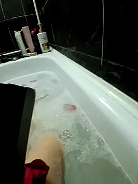 Anayssa  online show from 02/14/26, 06:15