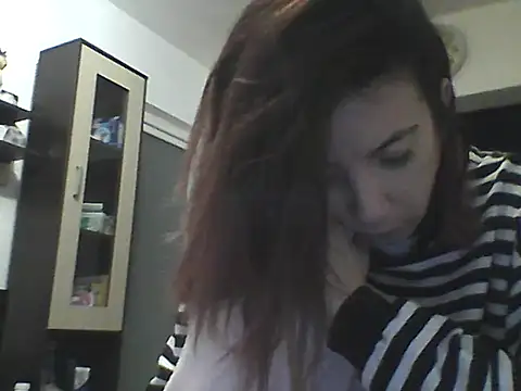 Anayssa  online show from 02/28/26, 09:05