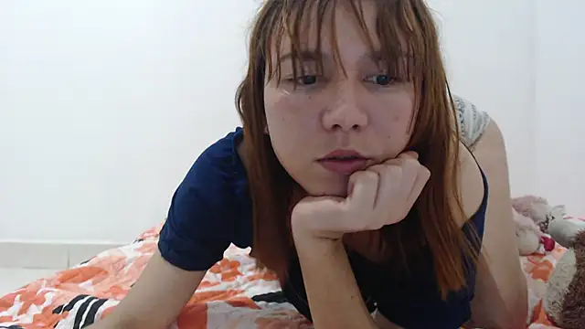 Snapshot of Dolly_Peach_ chatting on 10/03/25, 03:36 Dolly Peach online show from 10/03/25, 03:36