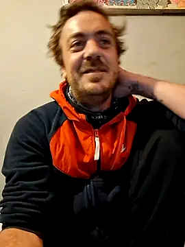 3615-ULLA online show from 11/23/25, 01:55