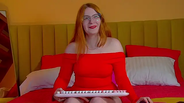 AliceAllisons online show from 04/11/26, 06:23