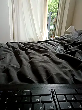 handsome8inchh online show from 09/14/25, 03:33